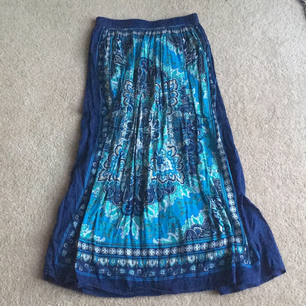 Long skirt size medium
